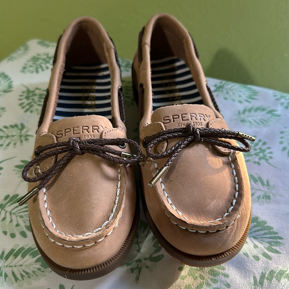Sperry Top Sider Memory Foam Kids Shoe ❤️NWOT